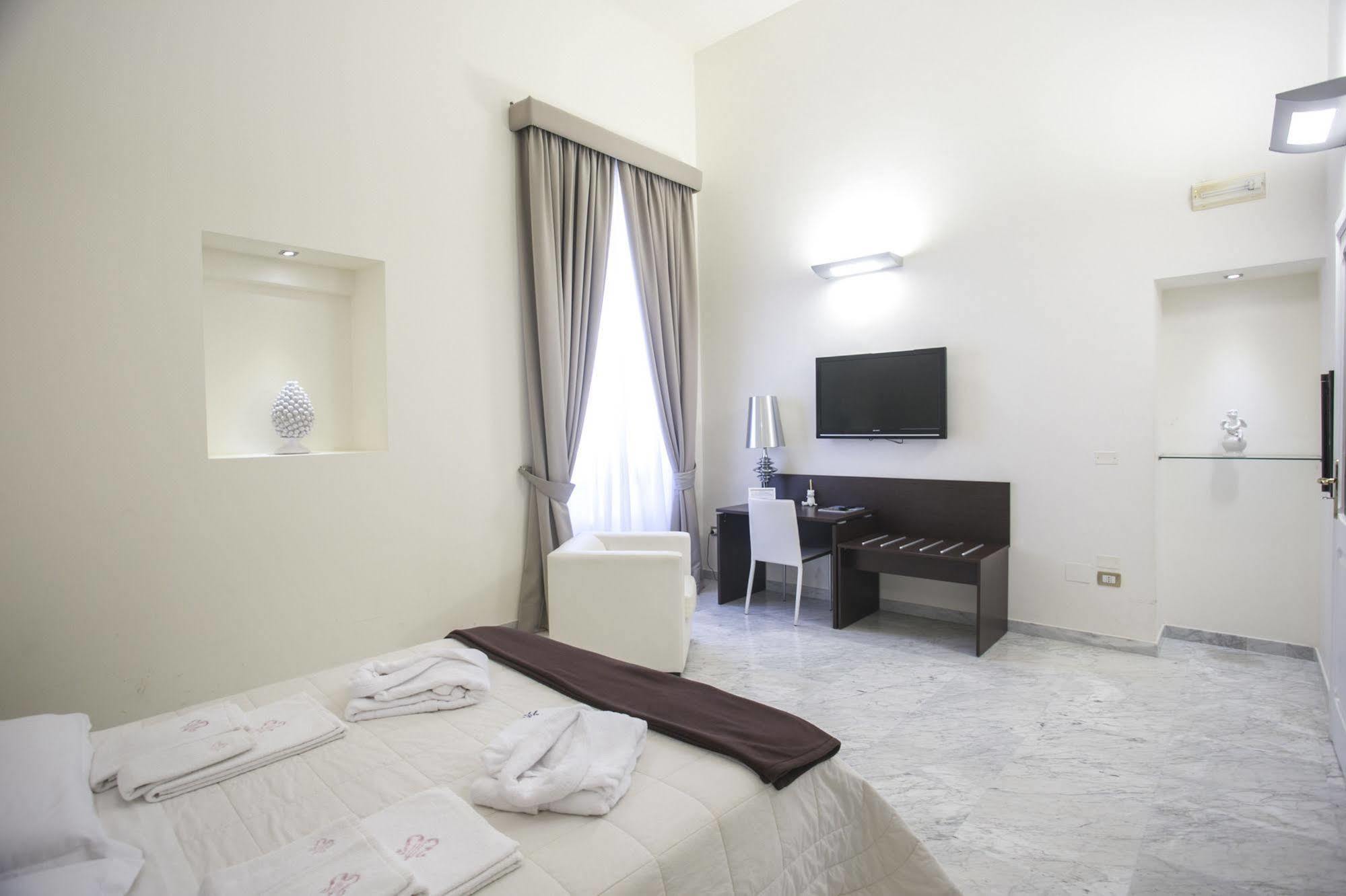 Apollo Suites Lecce Exteriér fotografie